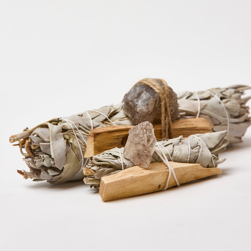 Sage Smudge Stick Kit | Smokey Quartz Quartz + Palo Santo + White Sage